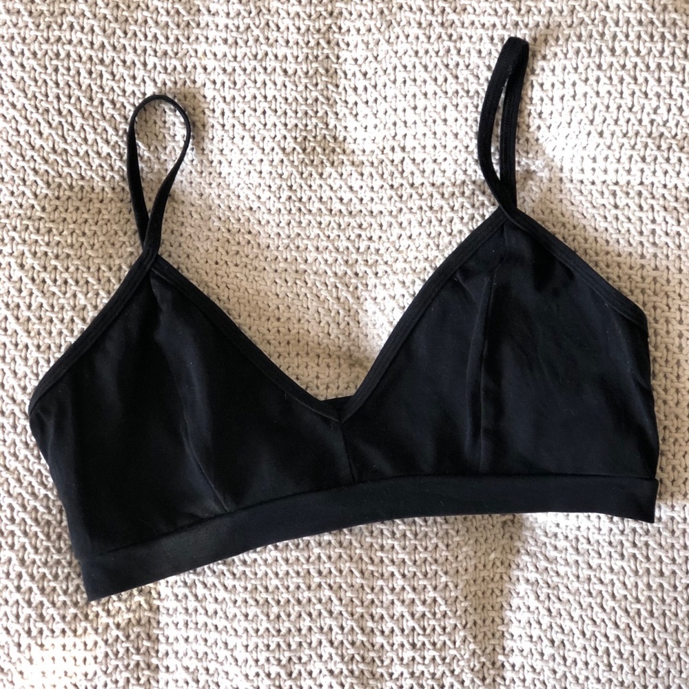 Groceries Apparel V-Bra Black